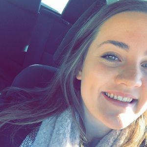 Meet your Posher, Nicole